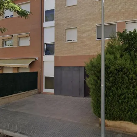 Acogedor Con Piscina En Vilafortuny, Apartment Cambrils
