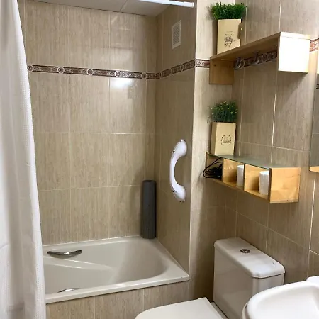Acogedor Con Piscina En Vilafortuny, Apartment *